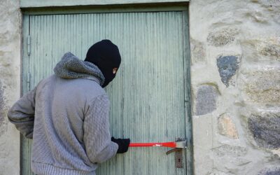 ¿Por qué la seguridad del hogar comienza en la puerta principal?